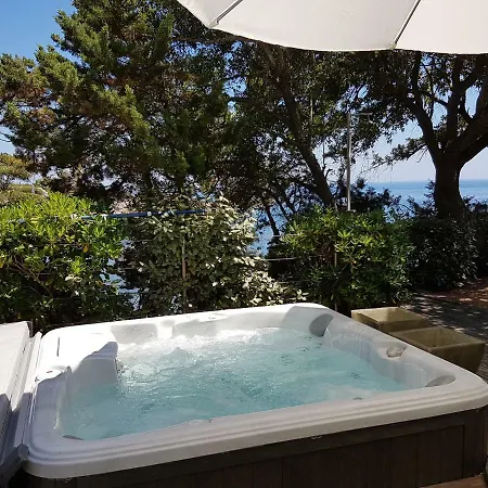 Acaladoro En Porto Vecchio